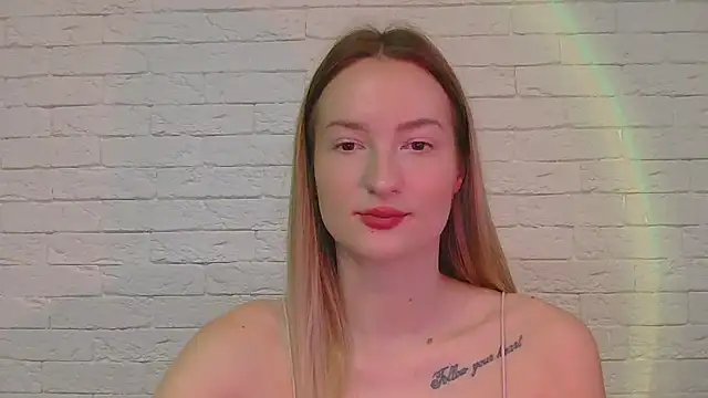 Snapshot of Alice_Sweet_01 chatting on 5, 12, 2025 Alice Sweet 01 online show from 5, 12, 2025