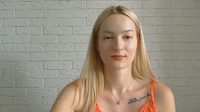 Snapshot of Alice_Sweet_01 chatting on 7, 7, 2026 Alice Sweet 01 online show from 7, 7, 2026