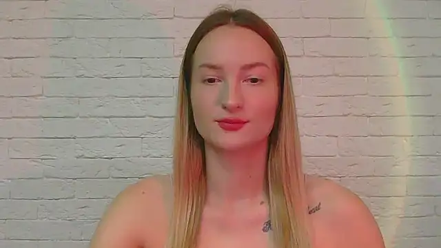 Snapshot of Alice_Sweet_01 chatting on 2, 12, 2025 Alice Sweet 01 online show from 2, 12, 2025