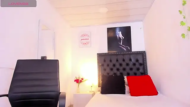 ScarlettVell online show from 19, 12, 2025