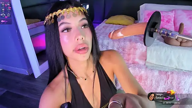 Snapshot of Brooke_monroe chatting on 31, 10, 2025 Brooke monroe online show from 31, 10, 2025