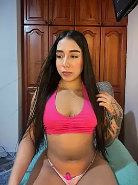 KaditaNavarro online show from 5, 4, 2026