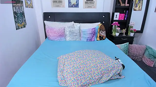 lilylunapotter online show from 5, 3, 2026