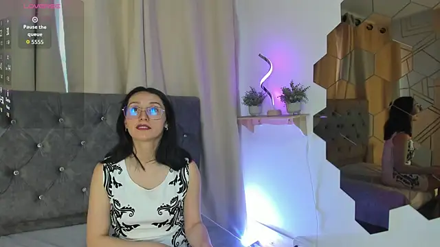 Snapshot of Ginevra_esposito chatting on 15, 7, 2026 Ginevra esposito online show from 15, 7, 2026