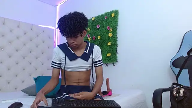 Ivone Rose  online show from 19, 10, 2025