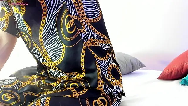 Ivone Rose  online show from 23, 11, 2025