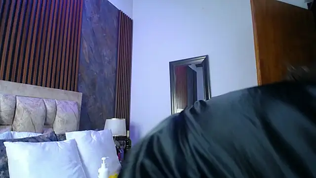 Snapshot of linda_cabal chatting on 29, 4, 2026 linda cabal online show from 29, 4, 2026