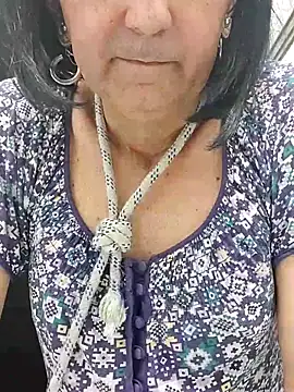 Snapshot of Emily_de_Carla chatting on 21, 10, 2025 Emily de Carla online show from 21, 10, 2025