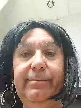 Emily de Carla online show from 24, 4, 2026