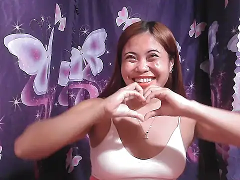 Hot Samantha4u online show from 18, 4, 2026