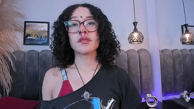 Dark nina  online show from 1, 12, 2025