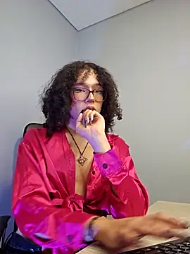 Dark nina  online show from 12, 10, 2025