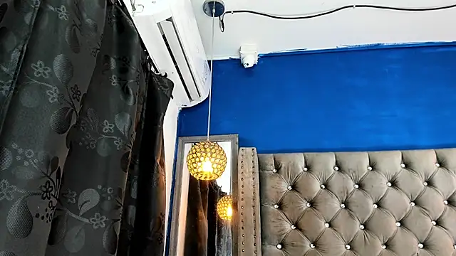 Snapshot of latinhotmuscle chatting on 22, 11, 2025 latinhotmuscle online show from 22, 11, 2025