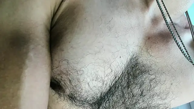 Snapshot of latinhotmuscle chatting on 27, 5, 2026 latinhotmuscle online show from 27, 5, 2026