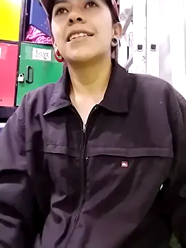 Raven Rouge  online show from 28, 2, 2026