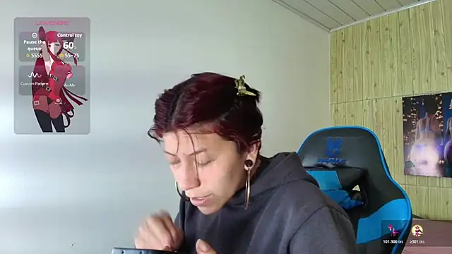 Raven Rouge  online show from 28, 11, 2025