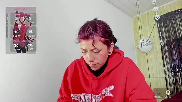 Raven Rouge  online show from 3, 11, 2025