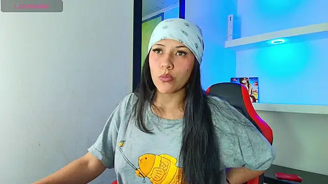 Snapshot of Raven_Rouge_ chatting on 12, 9, 2025 Raven Rouge online show from 12, 9, 2025