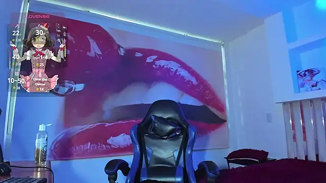 Snapshot of Raven_Rouge_ chatting on 4, 10, 2025 Raven Rouge online show from 4, 10, 2025