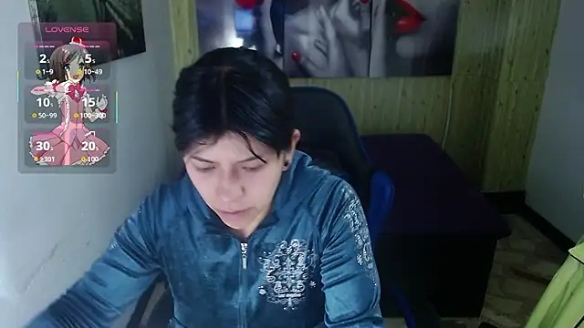 Raven Rouge  online show from 10, 10, 2025