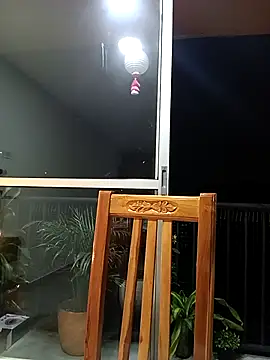 Vikyvoyeur online show from 25, 10, 2025