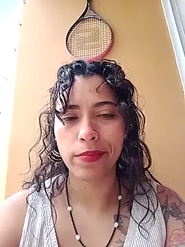 Vikyvoyeur online show from 22, 4, 2026