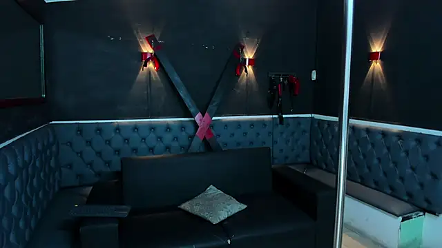 Stephy  online show from 12, 11, 2025