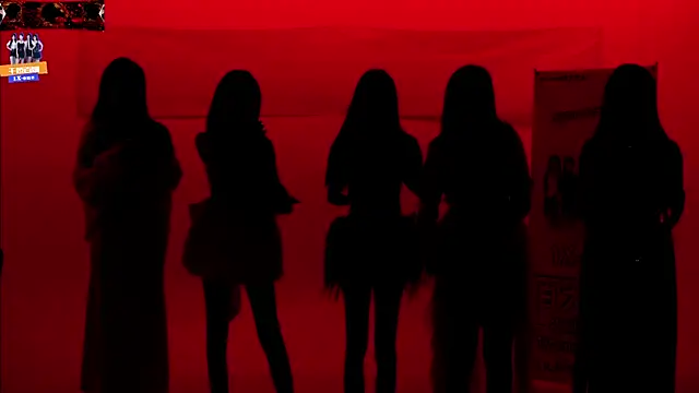 1X-one online show from 10, 11, 2025