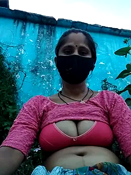 Hot-ilaiy online show from 4, 10, 2025