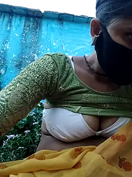 Hot-ilaiy online show from 3, 10, 2025