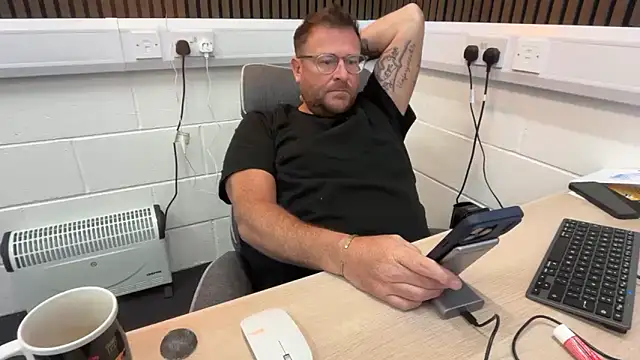 bilf1978 online show from 15, 4, 2026