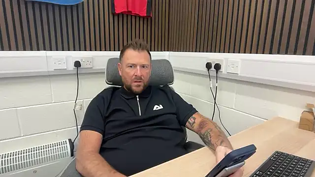 bilf1978 online show from 25, 2, 2026