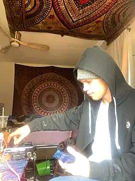 XanderOzzz online show from 24, 11, 2025