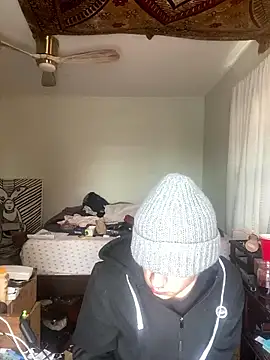 XanderOzzz online show from 8, 1, 2026