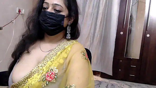 Snapshot of sexy_indianboobs chatting on 2, 6, 2026 sexy indianboobs online show from 2, 6, 2026