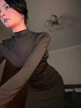 bigJuicyPussy online show from 18, 10, 2025