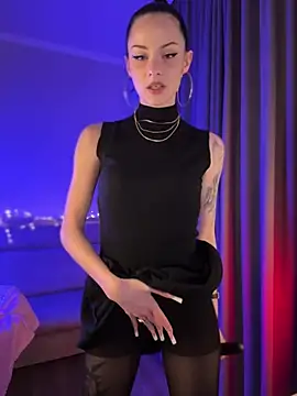 bigJuicyPussy online show from 5, 3, 2026