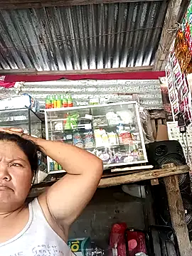 Snapshot of Mari_fvcks chatting on 14, 10, 2025 Mari fvcks online show from 14, 10, 2025