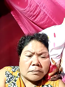 Snapshot of Mari_fvcks chatting on 12, 10, 2025 Mari fvcks online show from 12, 10, 2025