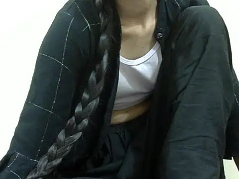 smallcuute online show from 16, 11, 2025