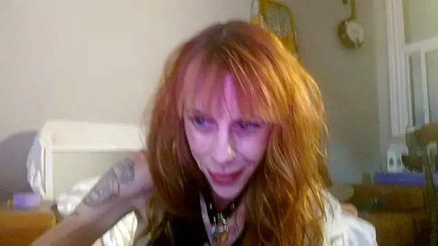 Snapshot of Spicy_Cinnamon_Heart chatting on 12, 1, 2026 Spicy Cinnamon Heart online show from 12, 1, 2026