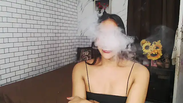 Latinahugecock online show from 6, 10, 2025