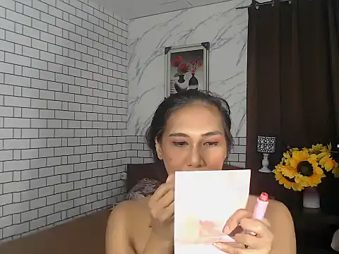 Latinahugecock online show from 25, 9, 2025
