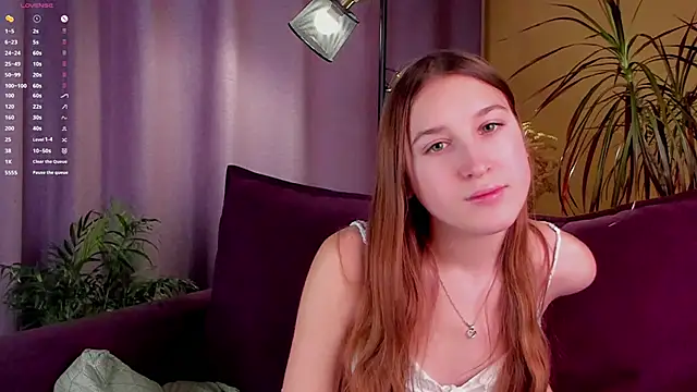 NanaMertins online show from 18, 10, 2025