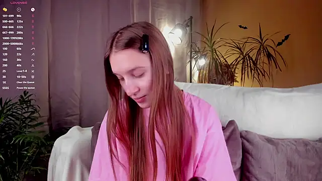 NanaMertins online show from 1, 11, 2025