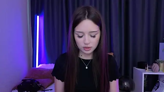 Snapshot of BlackEyesGirl chatting on 8, 6, 2026 BlackEyesGirl online show from 8, 6, 2026