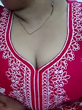 Snapshot of Sakshi4u chatting on 4, 7, 2026 Sakshi4u online show from 4, 7, 2026