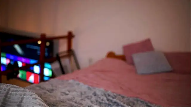 Emilyvanroessel online show from 13, 2, 2026