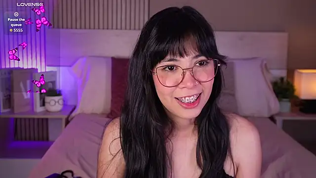 Snapshot of aprilqueenie chatting on 15, 5, 2026 aprilqueenie online show from 15, 5, 2026