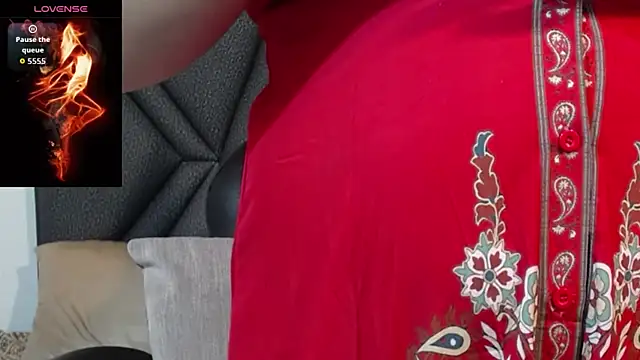 IndraKaur  online show from 8, 11, 2025